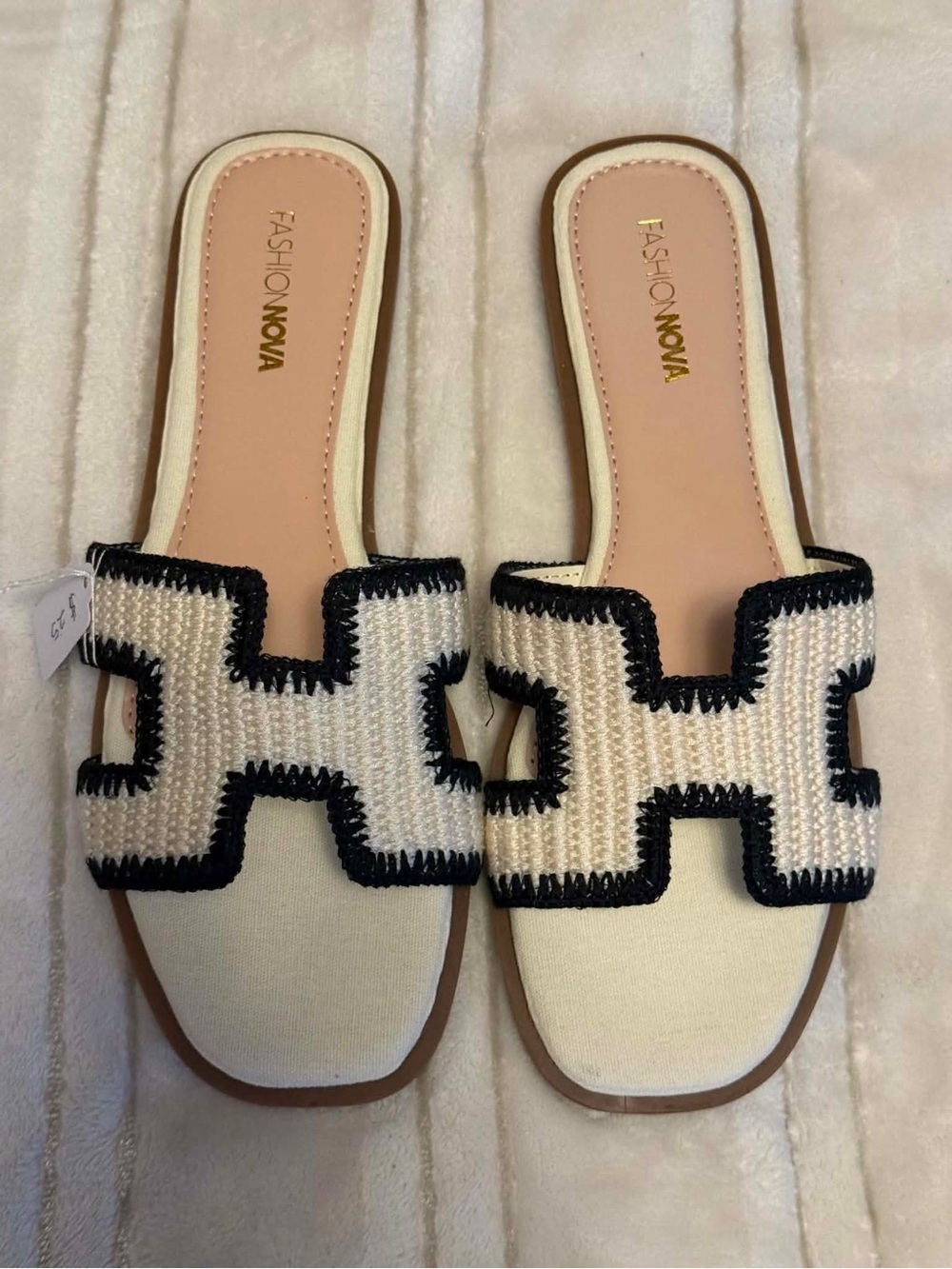 Fashion Nova Cream Woven Slide Sandals with Black Stitching